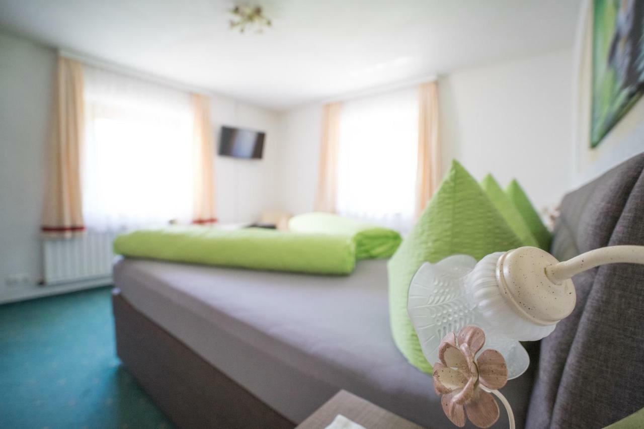 Ferienwohnung Permoser นอยชติฟ อิม ชตูไปทัล ภายนอก รูปภาพ